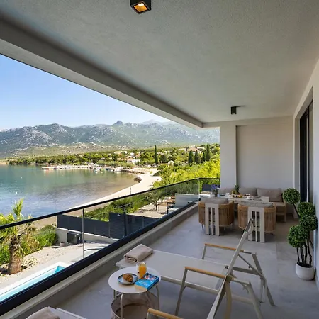 Lejlighed Lanterna Luxury