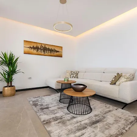 Lanterna Luxury Lejlighed *