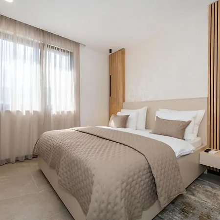 Lanterna Luxury *