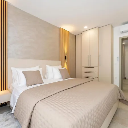 Lanterna Luxury * Rovanjska